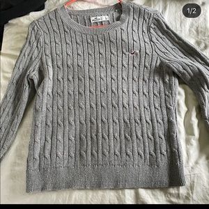 Hollister sweater